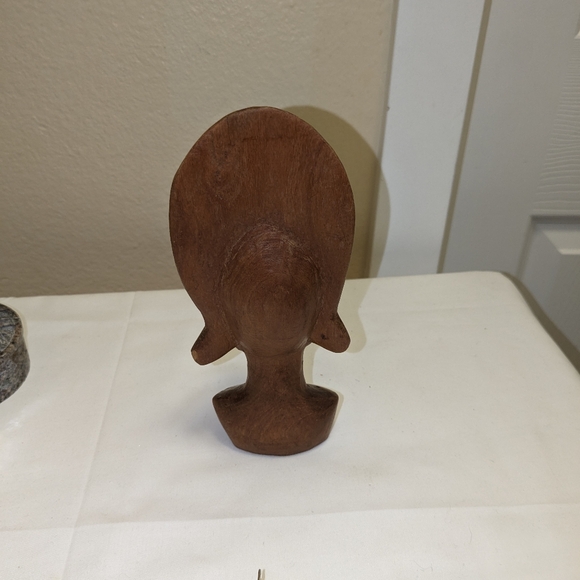 2 pc Vintage Hand Carved African Decor - Picture 5 of 12